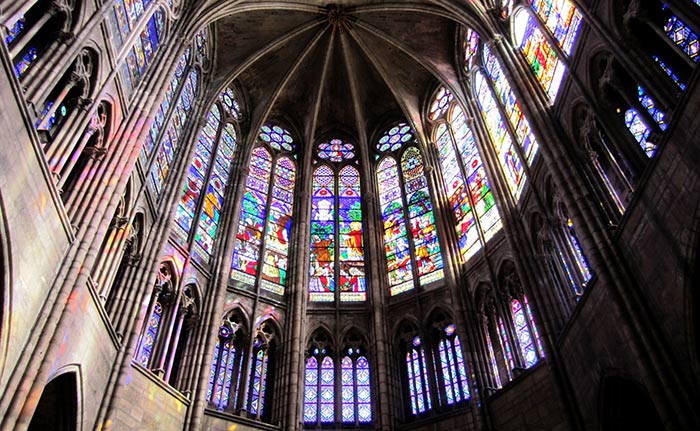Vetrate cattedrale Saint Denis in Francia
