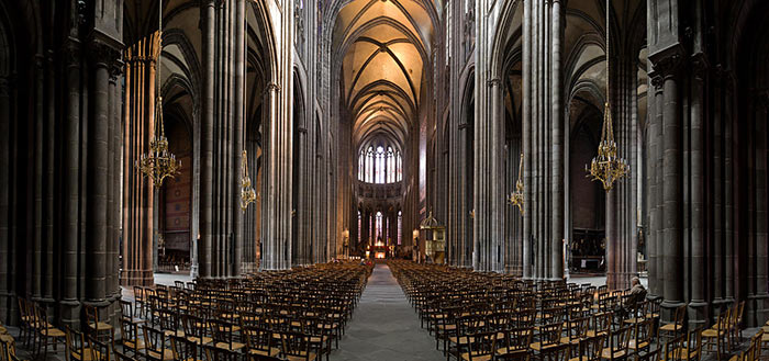 cattedrale di Clermont Ferrand, navata centrale